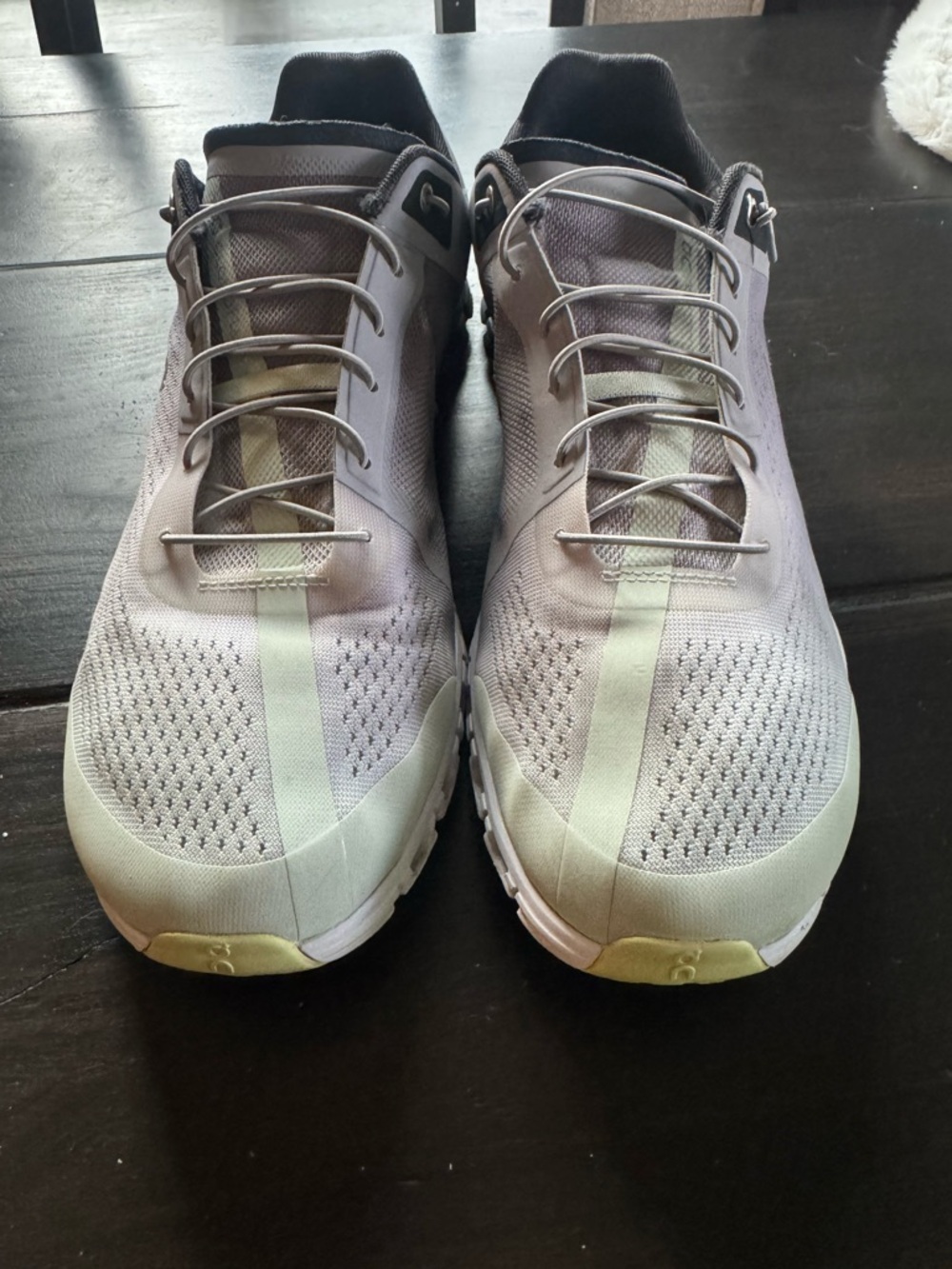 On Running Men's Gray and black Cloudswift Running Shoes size 12
